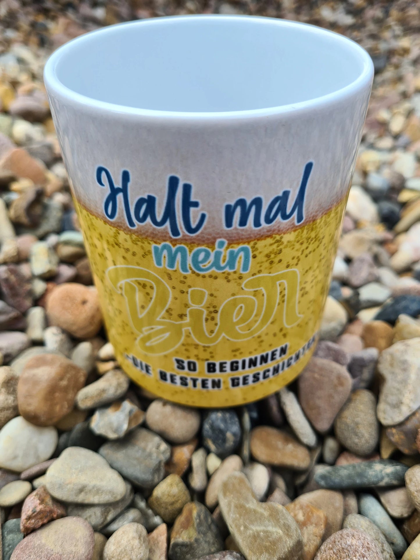 Männlicher Wagenlöser Bier